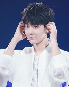 肖战爸爸爆料视频大全最新,揭秘明星家庭背后的真实生活